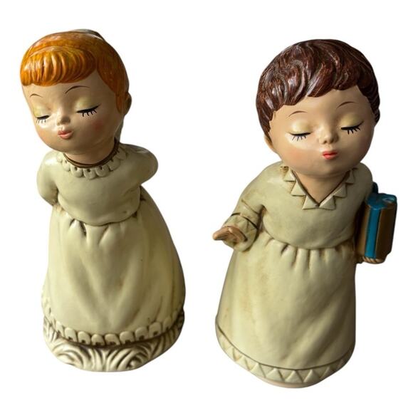 Vintage Kissing Angels 10” Japan Musical Holding Christmas Gifts Whimsical - Picture 4 of 7